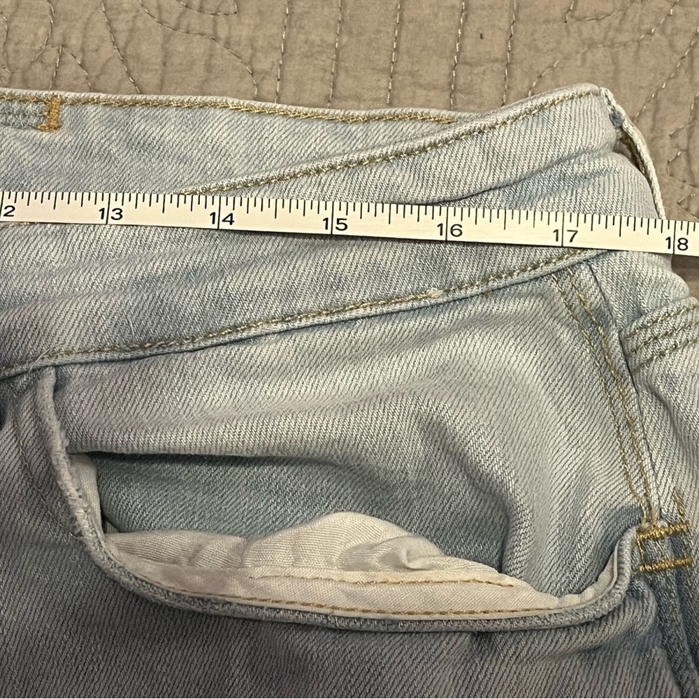 Zara distressed jeans. - Picture 10 of 13